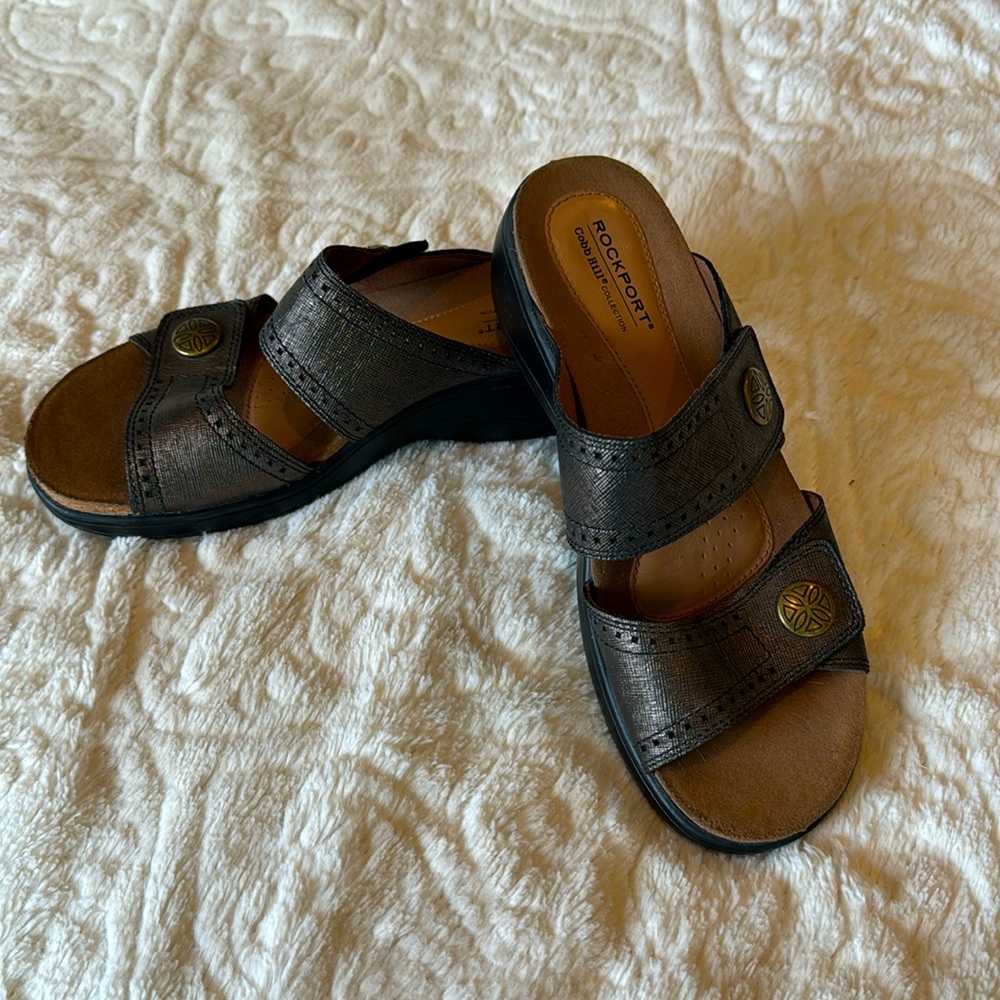 Rockport. Cobb Hill collection sandals